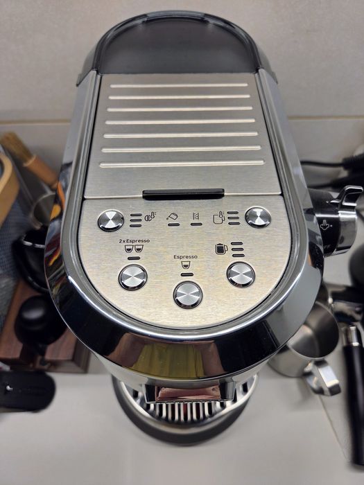 DeLonghi Dedica Maestro Plus EC950.M