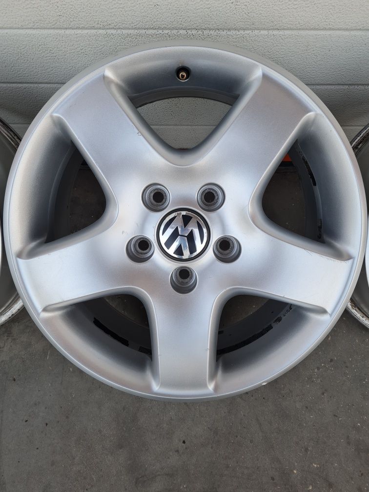 Оригинални джанти за ФОЛСВАГЕН VW T5 T6 AMAROK R17 5x120 ET55 7J