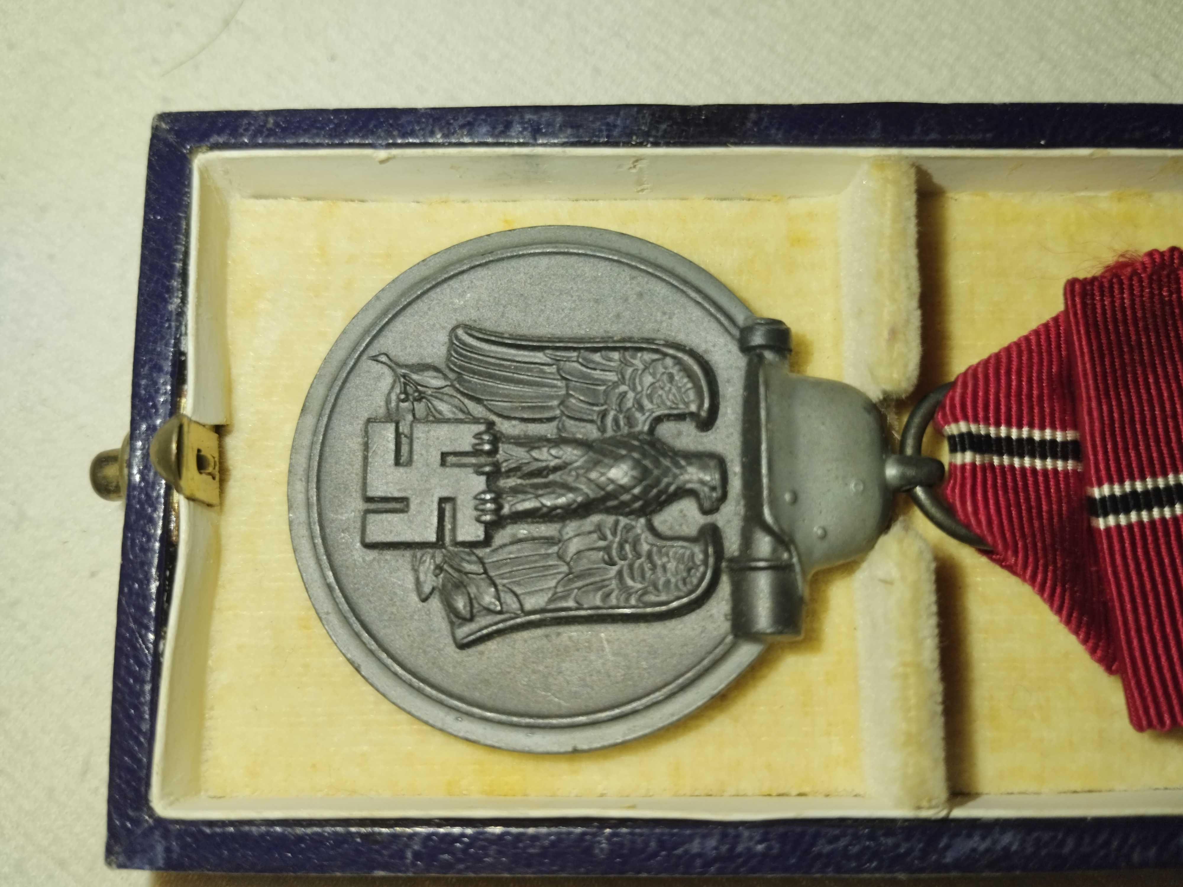 WW II MEDALIE WINTERSCHLACHT im osten 1941/42 originală