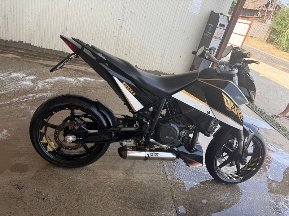 Ktm LC4 Duke 2011 zipi Nu Yamaha  Honda Sau Suzuki