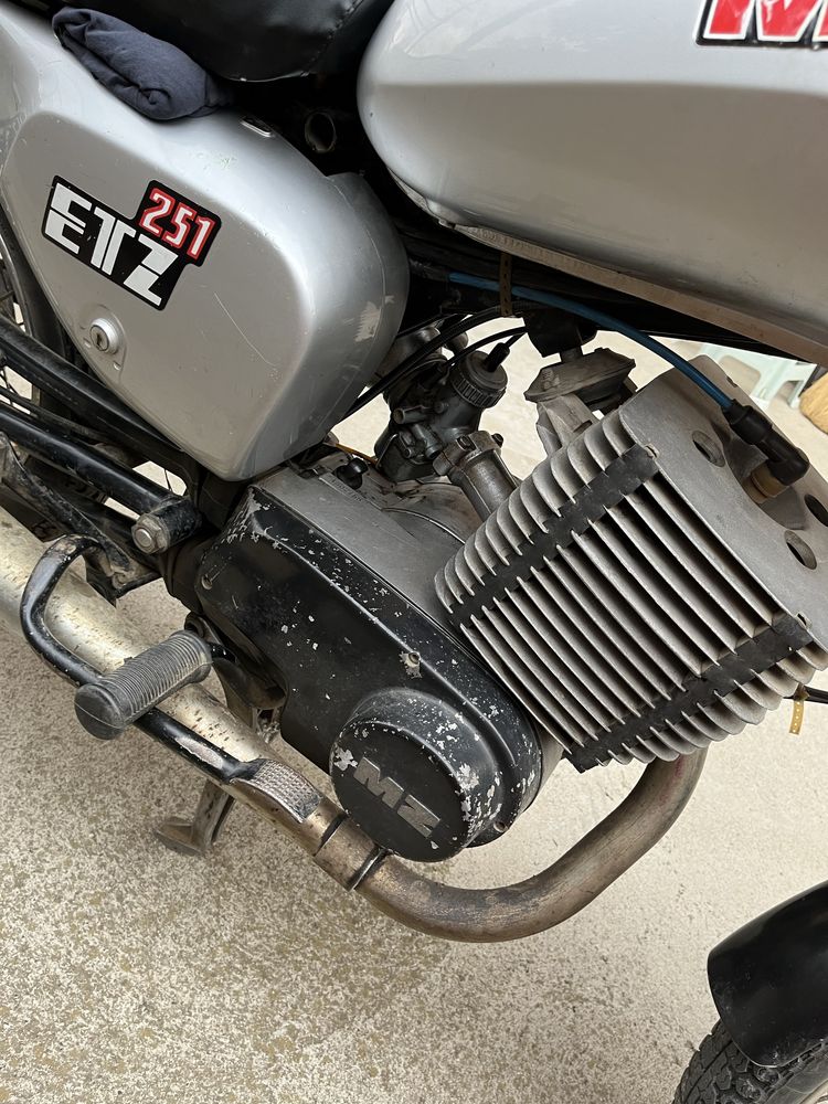 Мотоциклет MZ 251 cc
