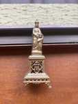 Patru statuete Fecioara Maria/metal/vechi+rupte+sparte/preț fix toate.