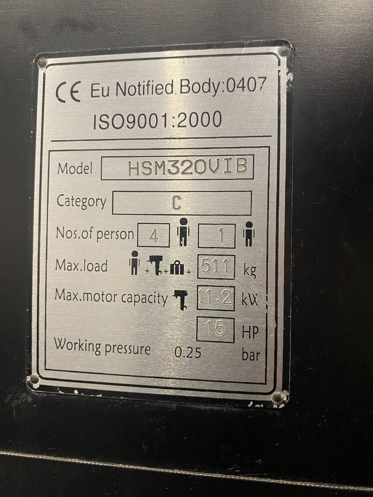 Vând  barcă pneumatică CABESTO 320