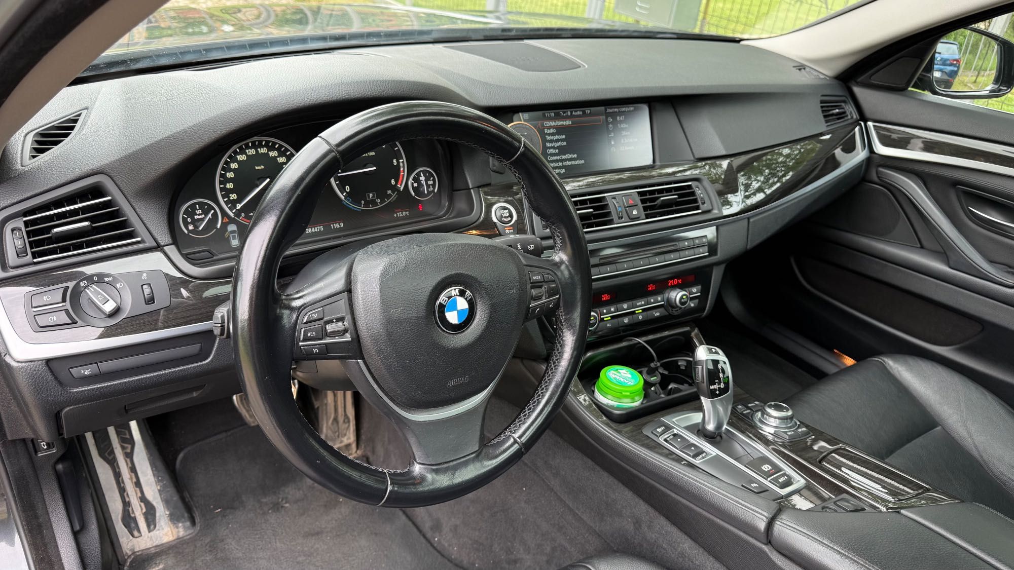 BMW 520D F11 cu distributie facuta si istoric complet retea BMW