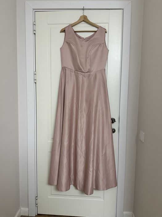 Платье вечернее