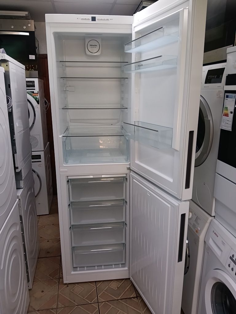 Комбиниран хладилник с фризер Миеле Miele 24 месеца гаранция!!!