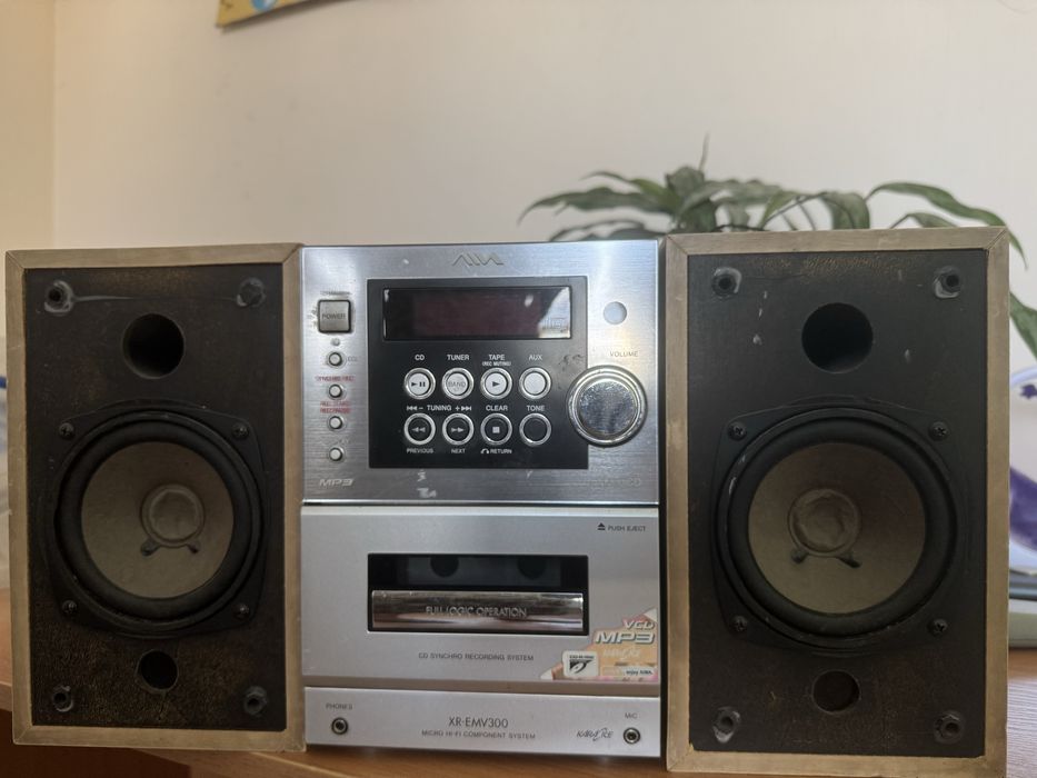 Музыкальный центр aiwa XR-EMV300