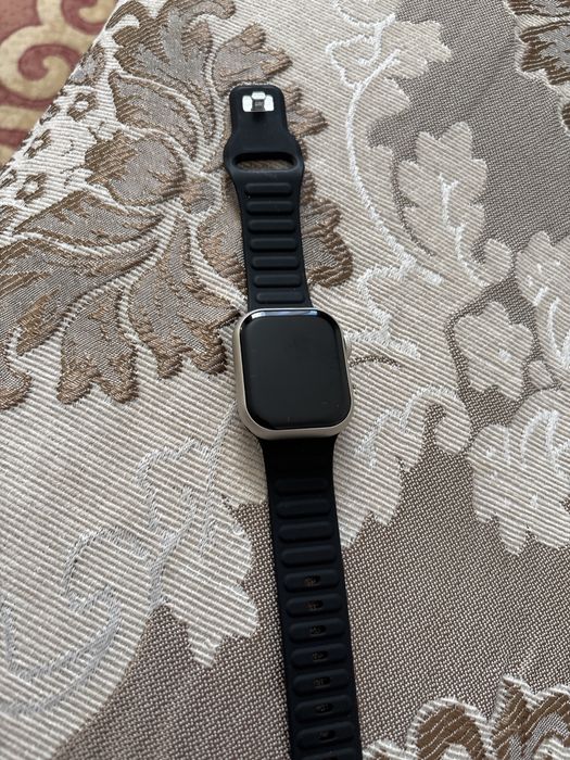 Продам Apple Watch lux