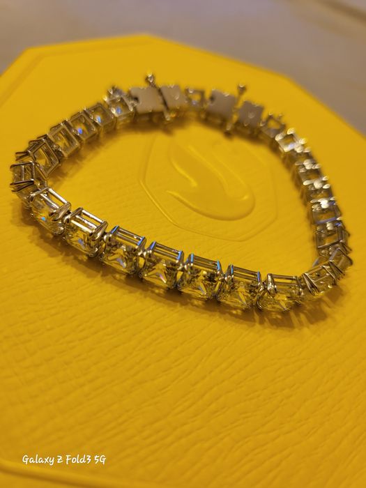 Swarovski тенис гривна.