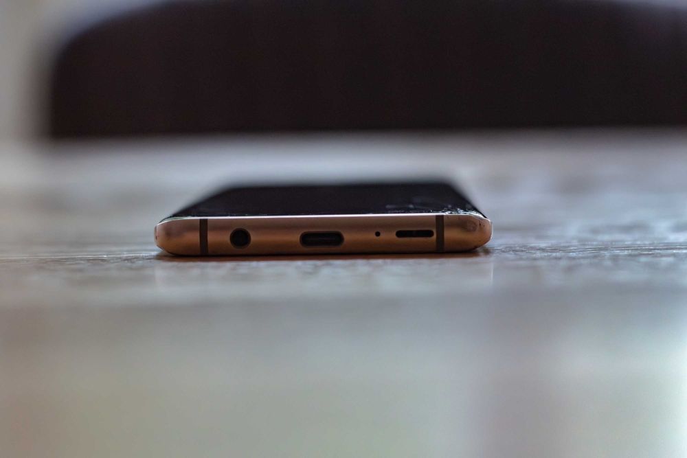 Смартфон Samsung Galaxy S9+, цвят "Sunrise Gold"