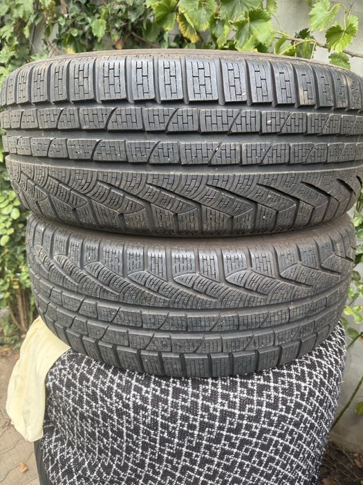Anvelope Pirelli 235 50 19 iarna