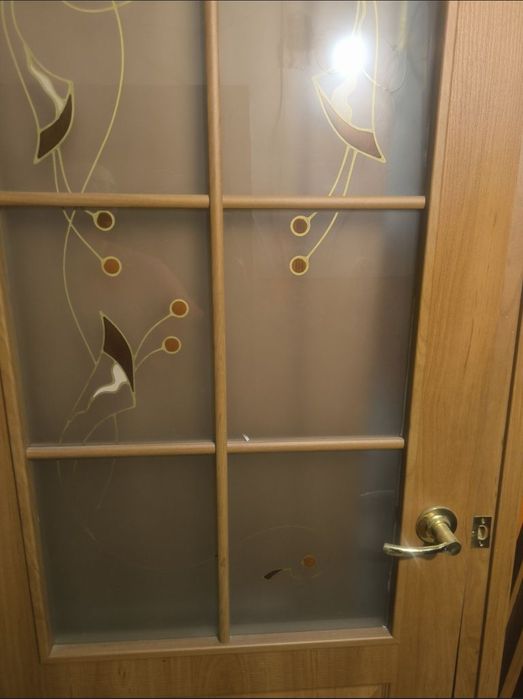 Две двери, в хорошем состоянии