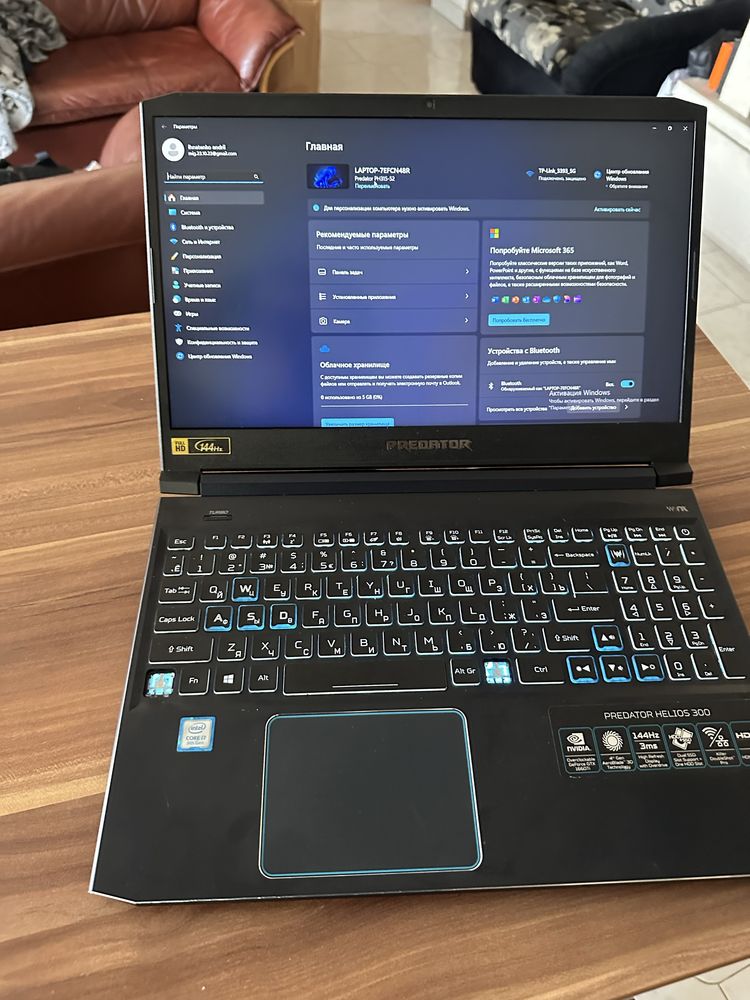 лаптоп Acer Predator Helios 300 (i7-975 gtx 1660ti ram 16gb SSD-512gb
