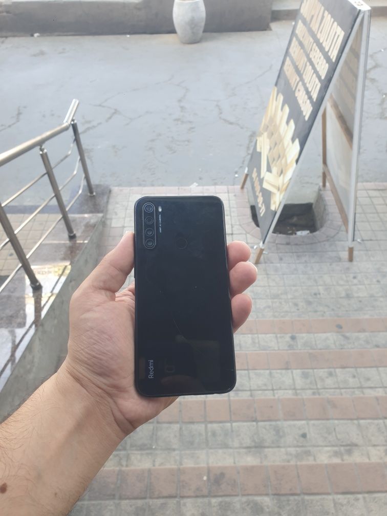 Redmi note 8 sotilad