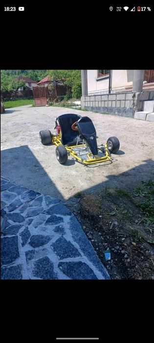 Vand sau schimb (cu trotineta electrica, nu din aia care prinde 25 la