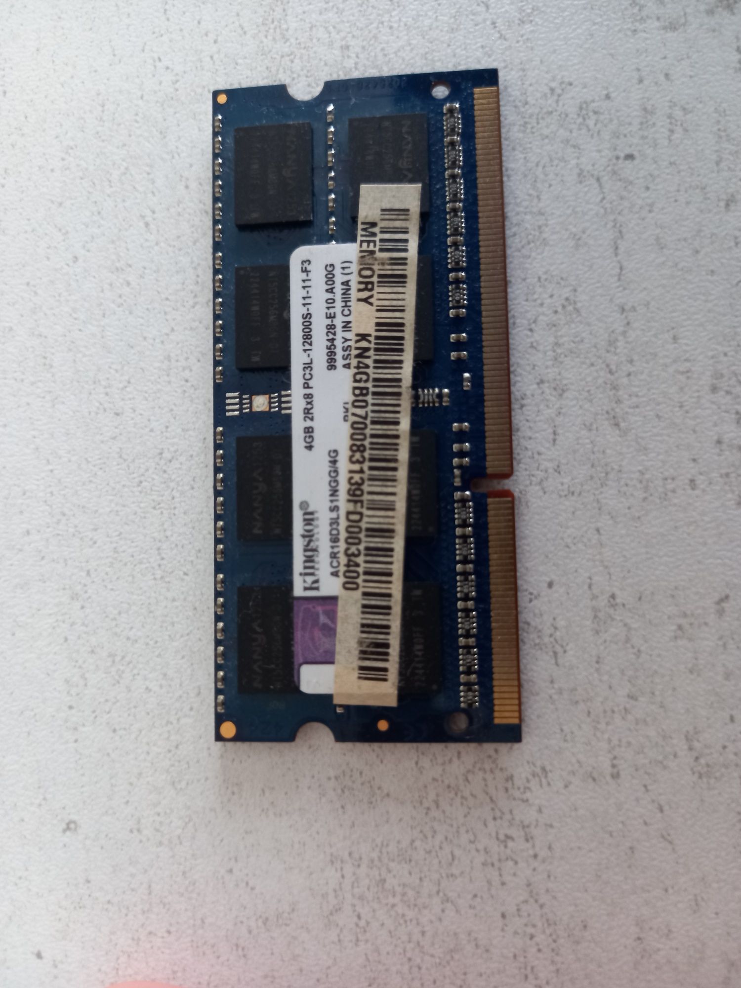 Оперативка Kingston 4GB DDR3L 1600MHz для ноутбука.
