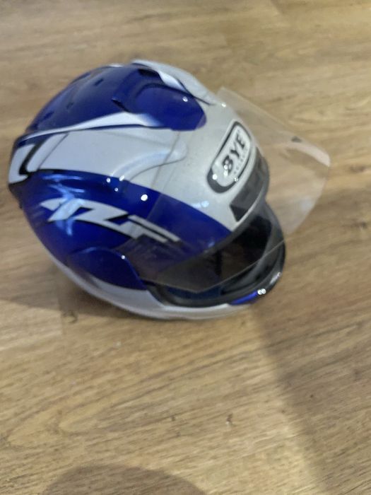 Каска за мотор -