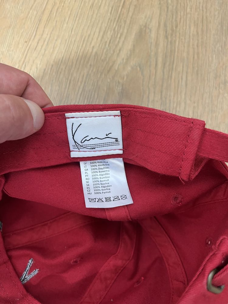 Stussy,Carhartt,Karl Kani шапки