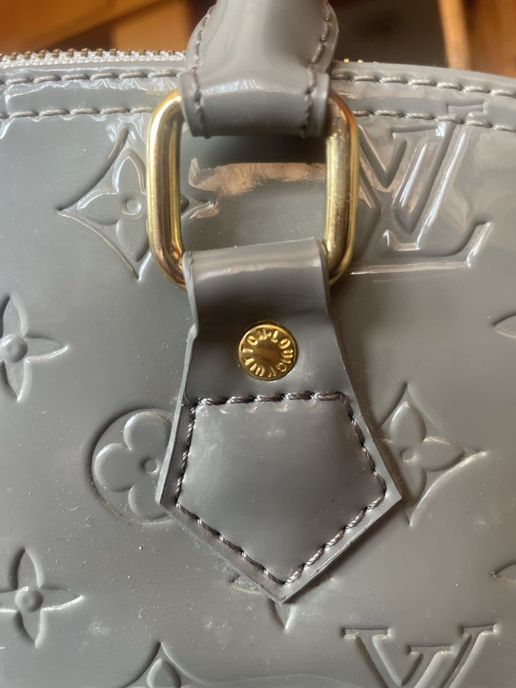 Оригинална чанта Louis Vuitton
