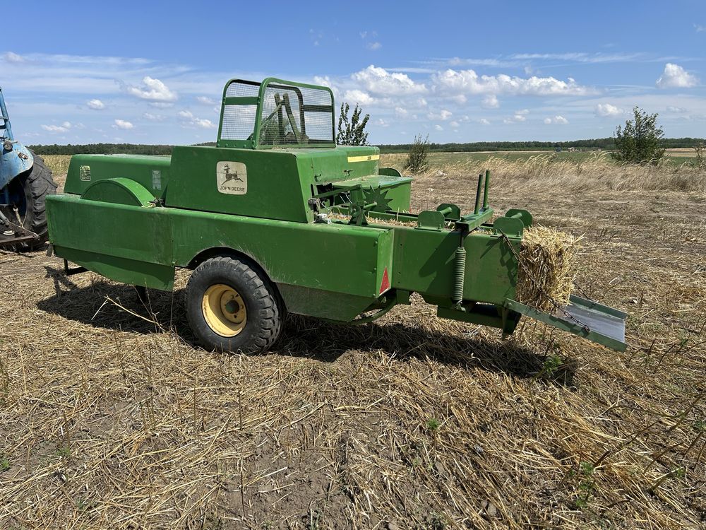 Presa de balotat John deere 336