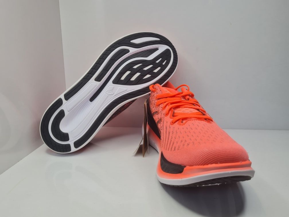 Маратонки Asics GlideRide 2

Чисто нови с кутия.

Размер 42.5 стелка 2