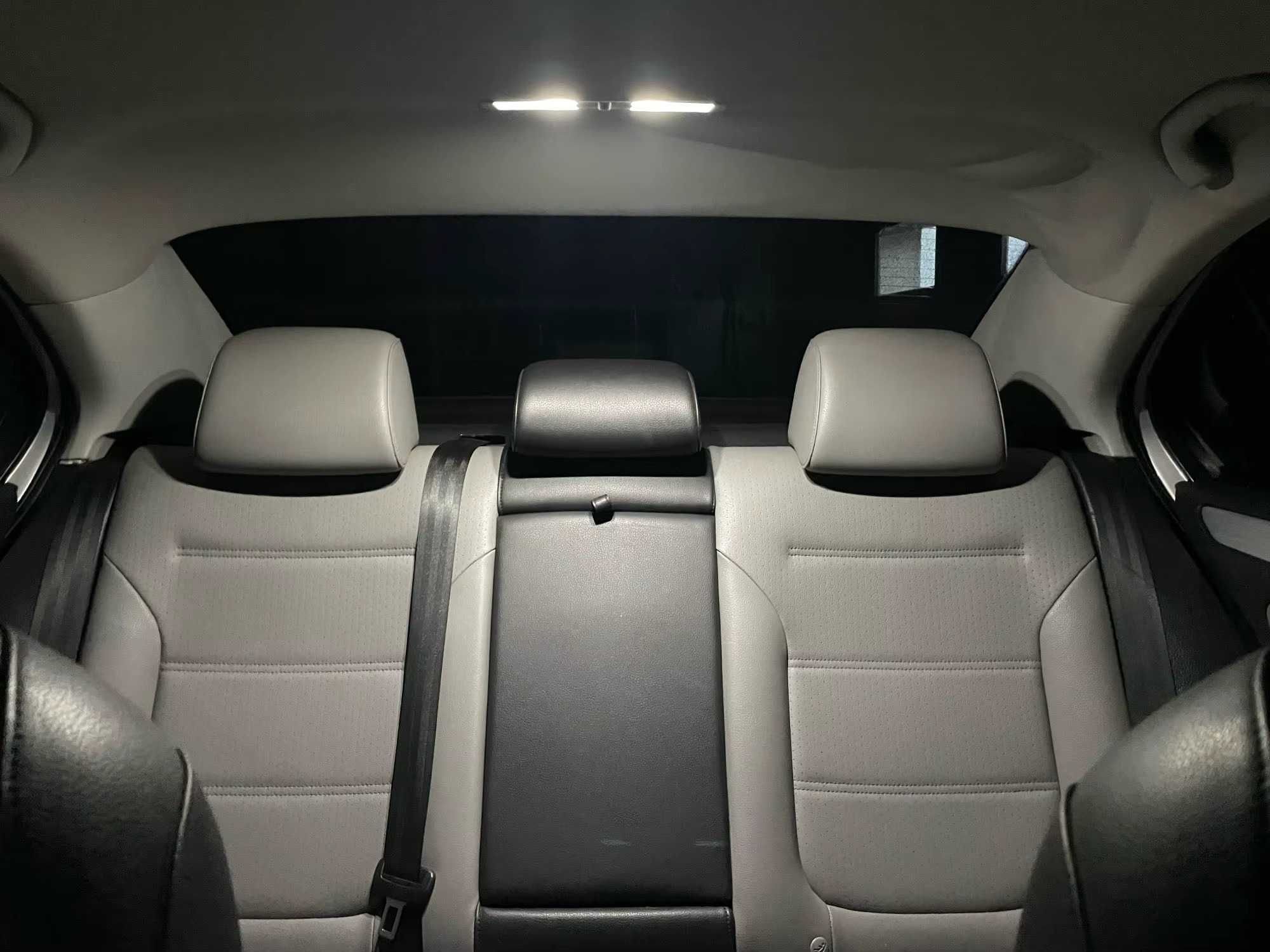 Гаранция! Нови Интериорни LED Крушки за VW Jetta и Bora