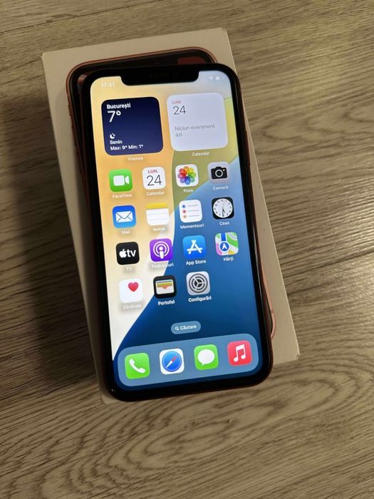 Vand Sau Schimb IPhone XR Red Product 64Gb Neverlocked