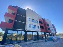 Vând Apartamente cu 2 si 3 camere bloc nou