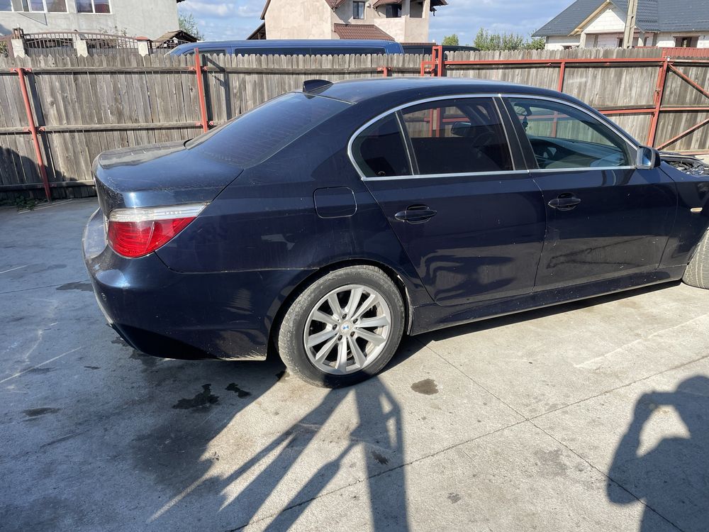Usa / portiera stanga / dreapta fata / spate BMW e60 seria 5 e61 fata