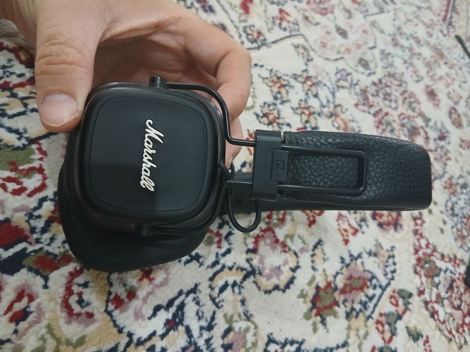 Наушники маршал продам срочно