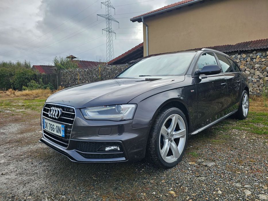 Audi A4 Audi A4 B8 S-LINE - Anul 2014 - 2.0 TDI 150 Cp