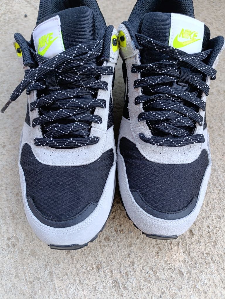 Nike uk 9 28 см.