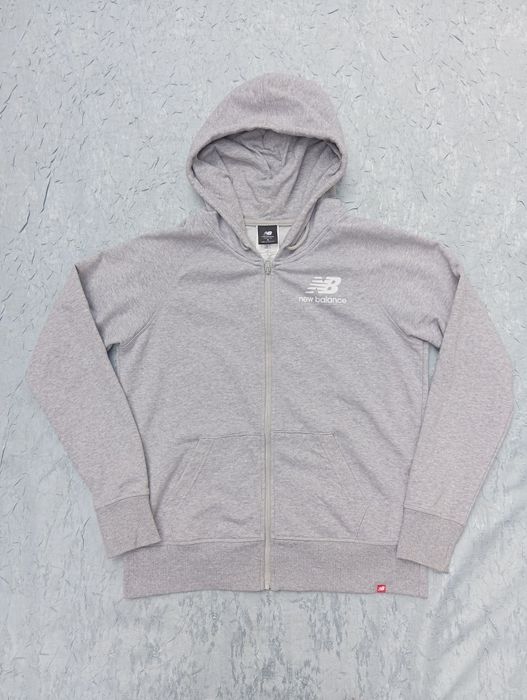 Vând hanorac de bărbați New Balance