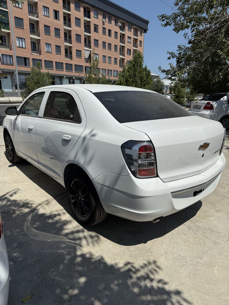 Chevrolet Cobalt 4-P Midnght Pachka