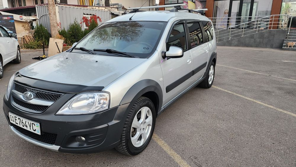 Lada Largus cross