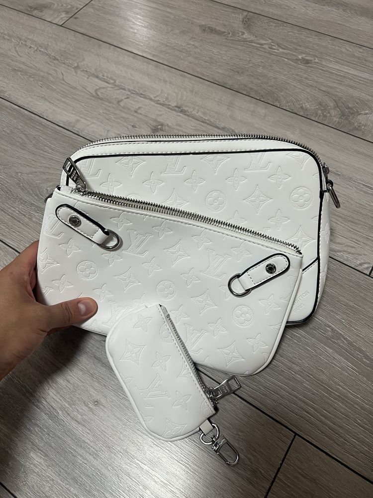 Чанта LV Multi Pochette Нова