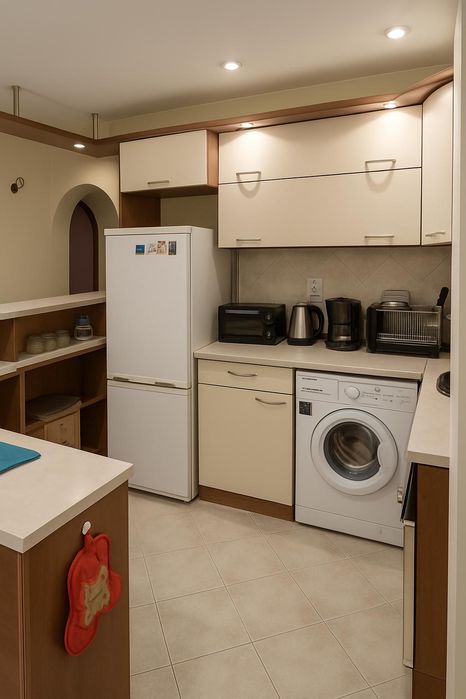 Тристаен апартамент под наем в Център