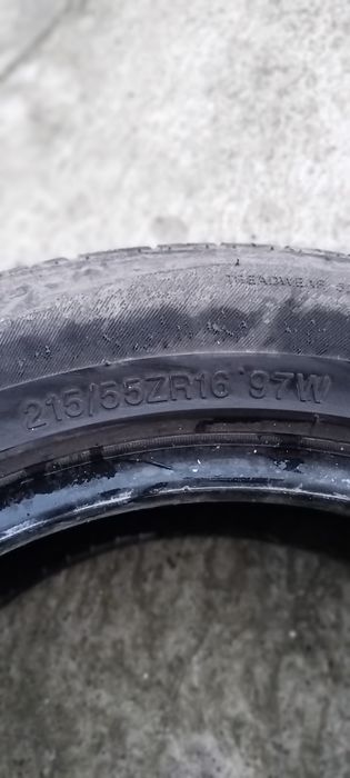 Vand 2 anvelope de vara 150/lei/buc  si 2 de iarna 50/lei/buc