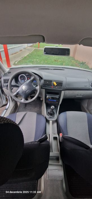 Vand VW Golf 4 1.4 benzina