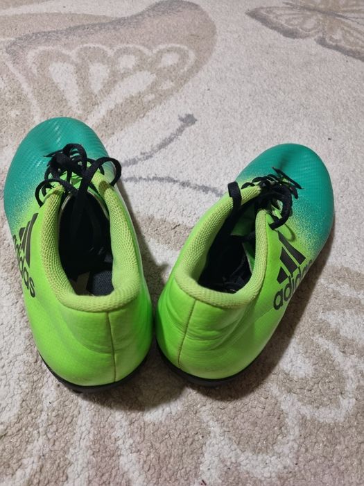 Ghete de fotbal sintetic 40