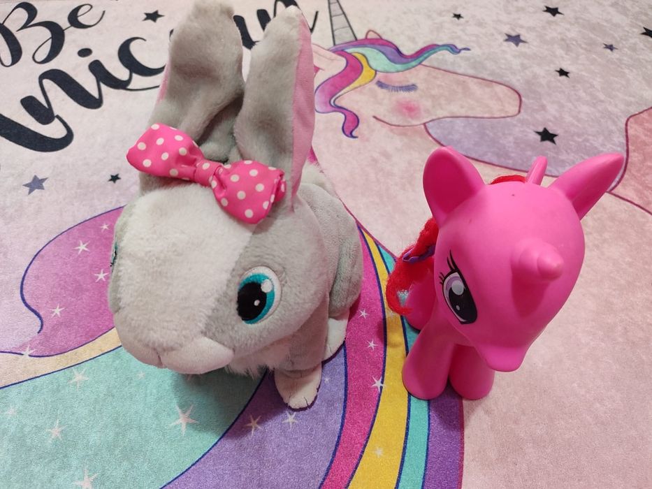 Детска играчка заек Бетси