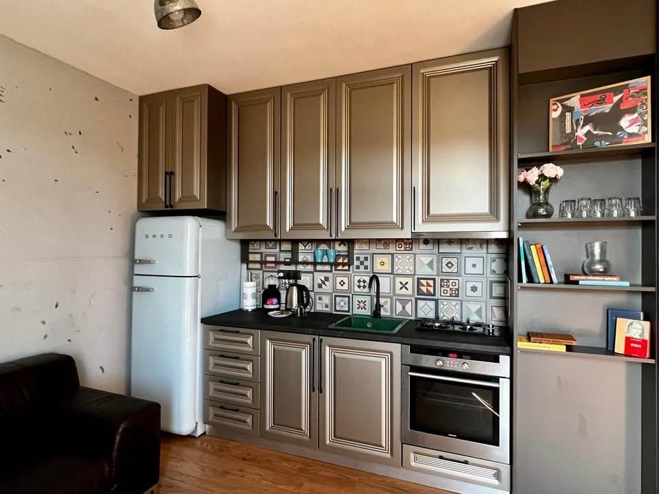 Дава се под наем Двустаен апартамент в София, Кръстова вада - 60 кв.м за 599 € - Снимка #1