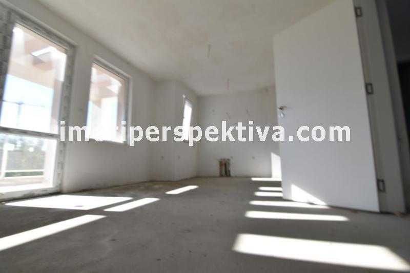 Продава се Тристаен апартамент в Пловдив, Христо Смирненски - 85 кв.м за 1104 €/кв.м - Снимка #1