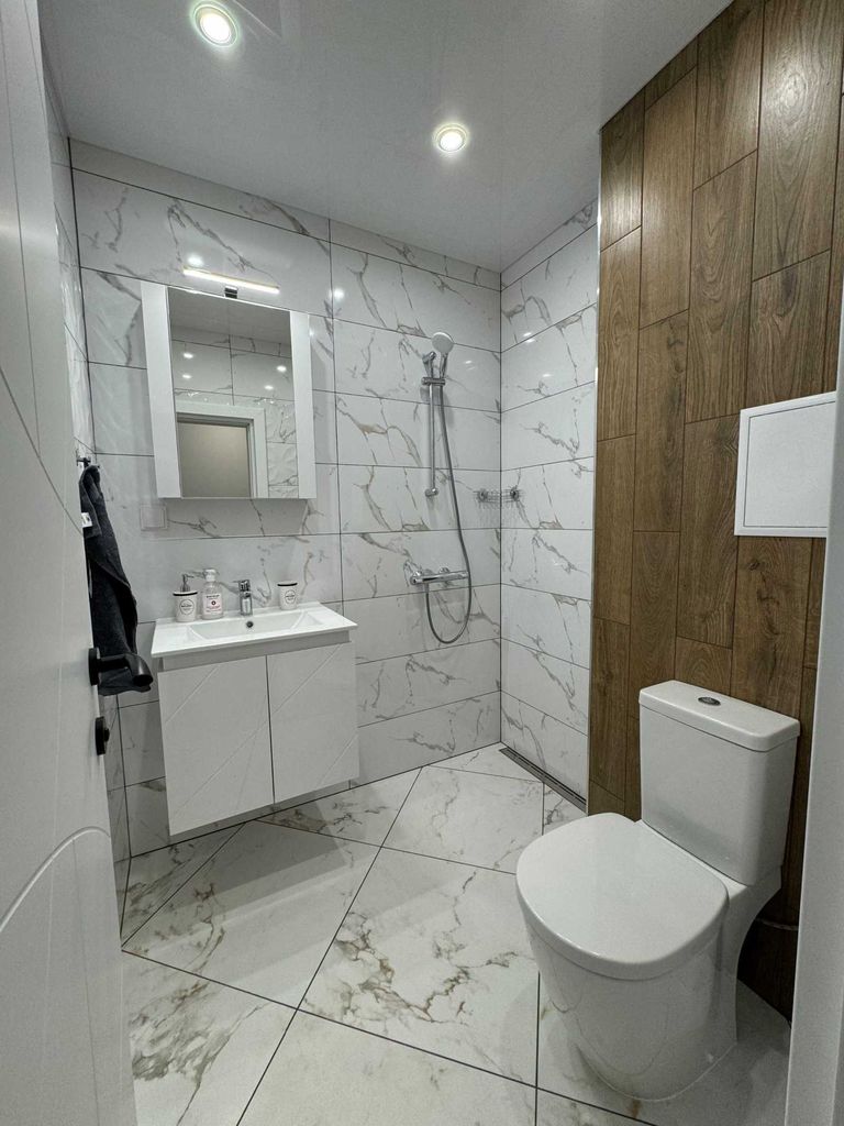 Дава се под наем Двустаен апартамент в София, Връбница 2 - 70 кв.м за 510 € - Снимка #4