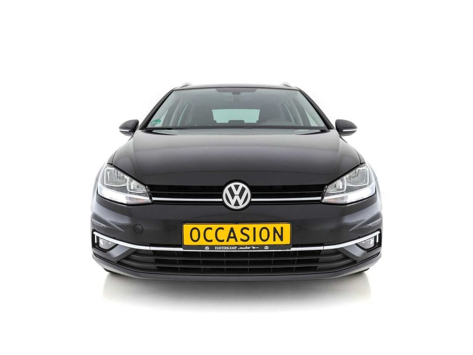 VW Golf 1.6 TDI VARIANT , 2019,  Дизел ,Комби,116к.с. TUV-Германия