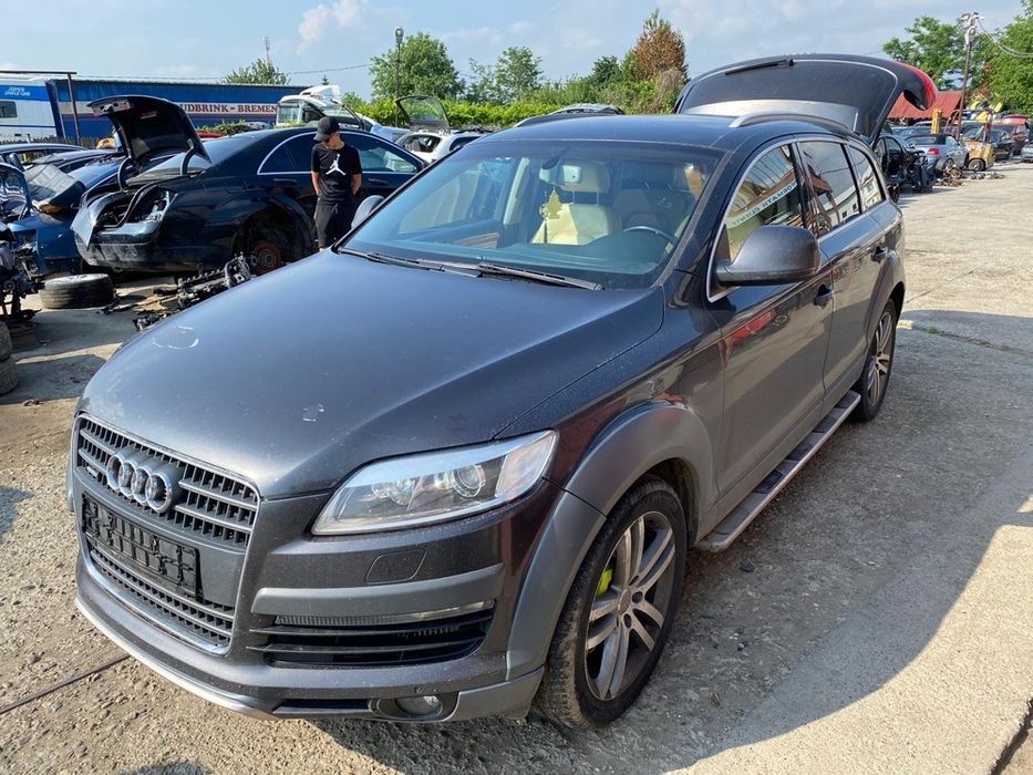 Dezmembrez audi Q7 4,2 tdi BTR