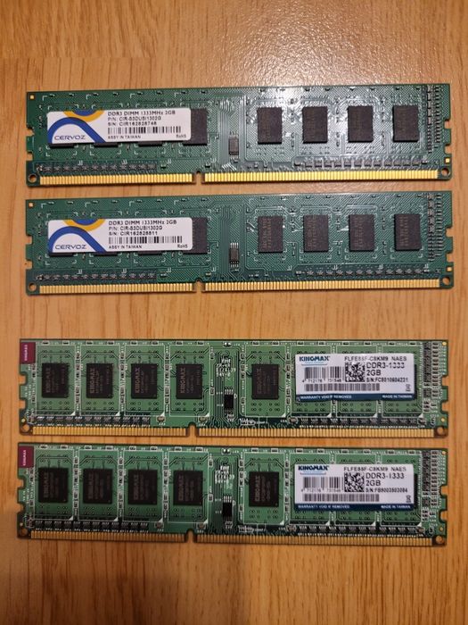 Kituri DDR 3 Kingmax si Cervoz 2 × 2Gb,1333 Mhz,