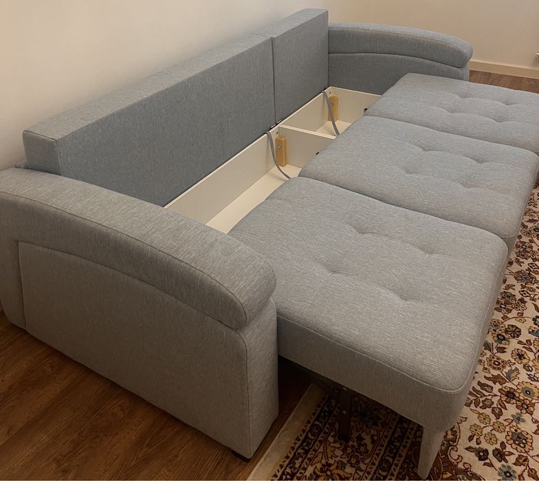 Продается диван в хорошем состоянии