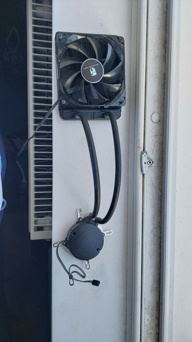 Psu Corsair CX550W,CPU Cooler 120T,CPU I7 5820K cu SOCKET LGA2011