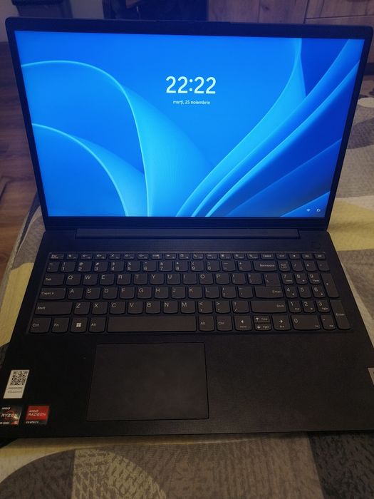 Laptop Lenovo V15 G2 ALC cu procesor AMD Ryzen™ 5 5500U pana la 4.0 GH